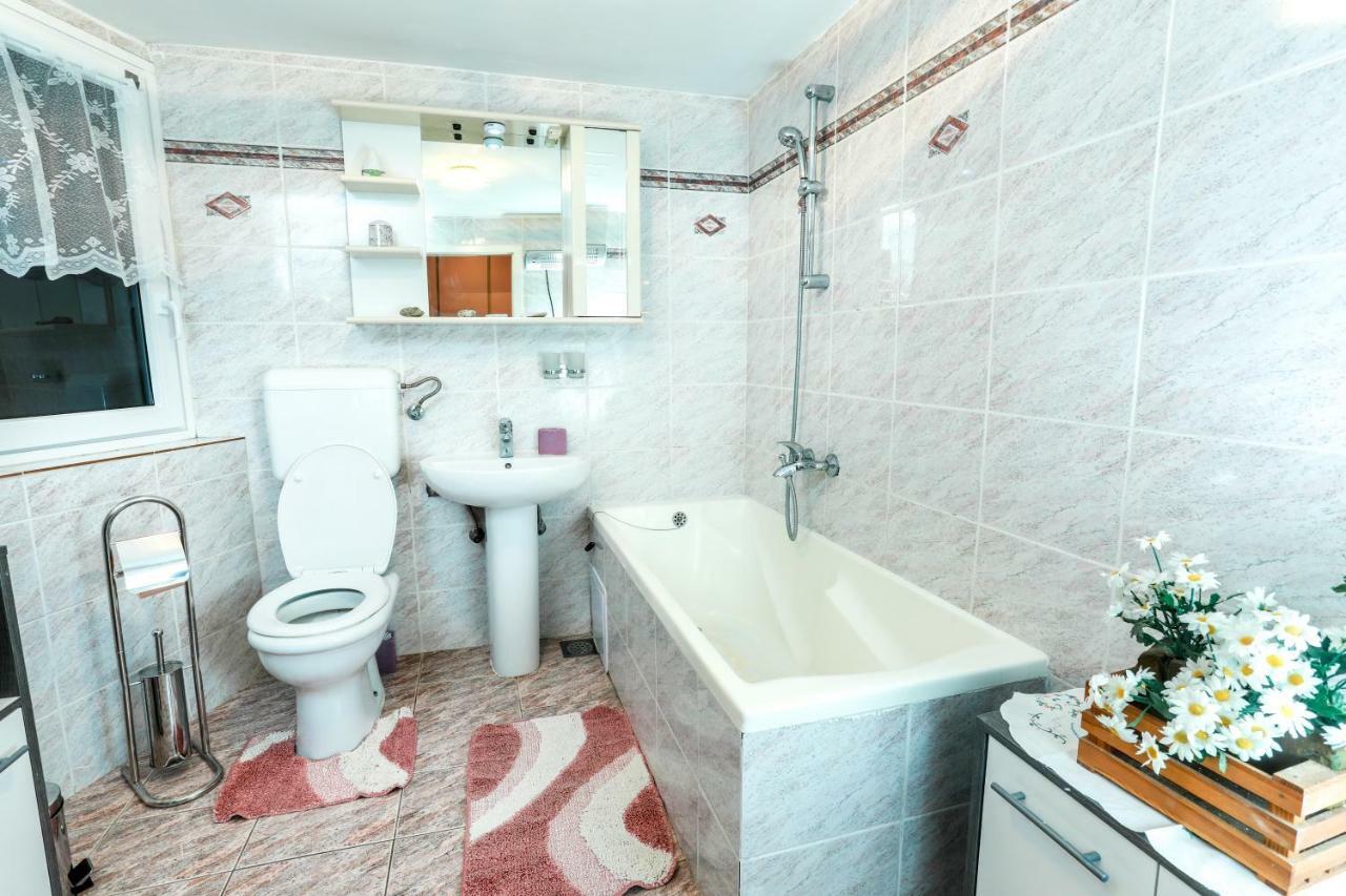 Apartments Pyros Пиран Экстерьер фото